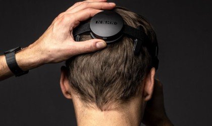 NextMind Dev Kit Brain-Sensing Wearable