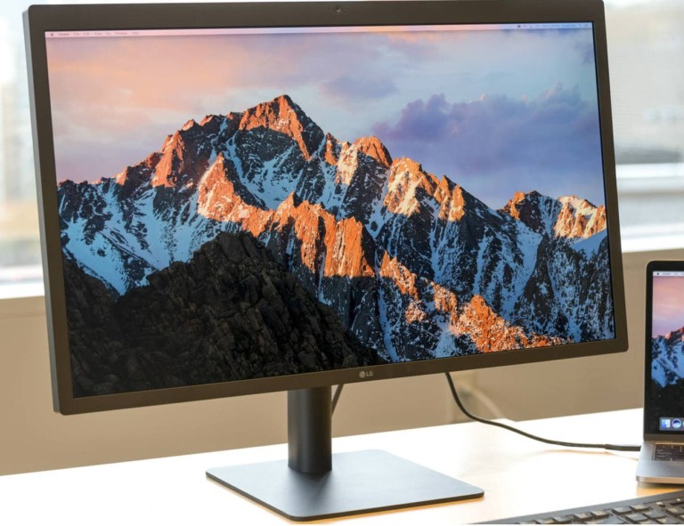 LG UltraFine 5K Display 27″ Monitor