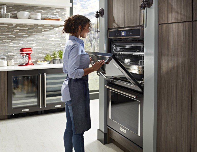 KitchenAid Smart Oven+ Connected Wall Oven