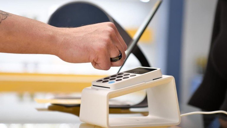 McLEAR Ring Contactless Payment Wearable