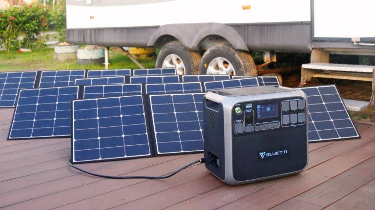 Bluetti AC200 Portable Solar Power Station