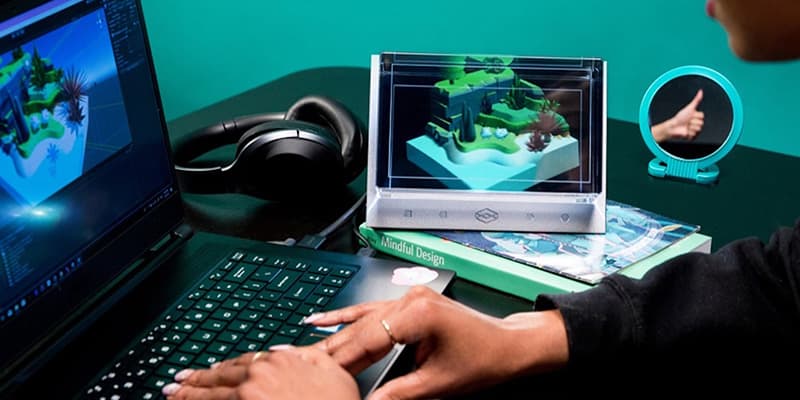 Looking Glass Pro Desktop Holographic Display