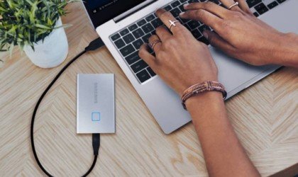 Samsung T7 Touch Portable SSD