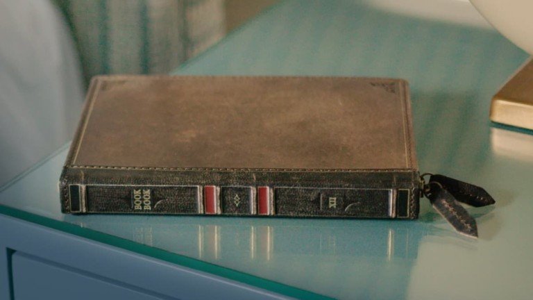 Twelve South BookBook for Kindle Paperwhite eReader