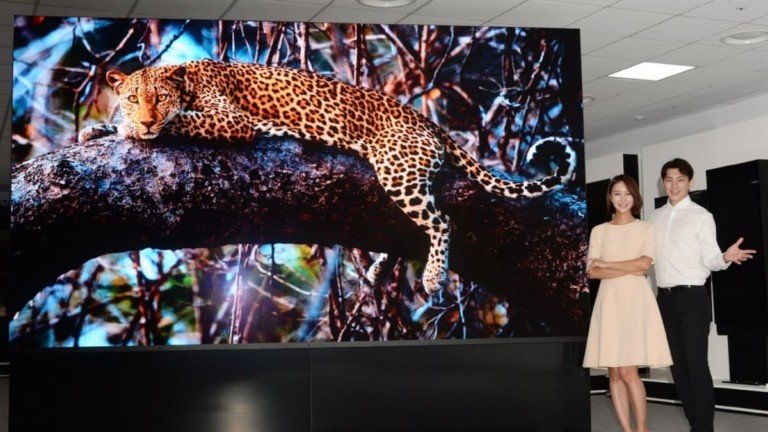 LG MAGNIT MicroLED TV