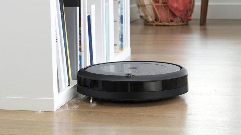 iRobot Roomba i3+ Robot Vacuum