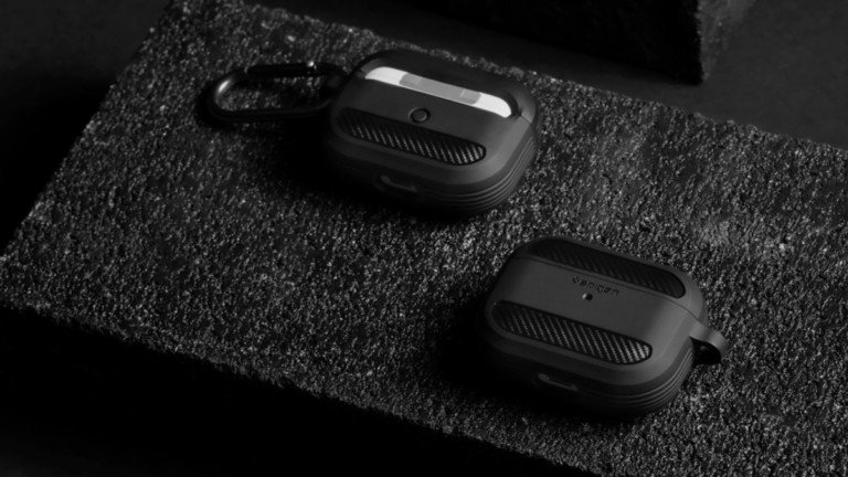 Spigen AirPods Pro Rugged Armor Earbud Storage Case