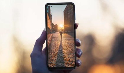 Motorola Moto G 5G Plus Affordable Phone
