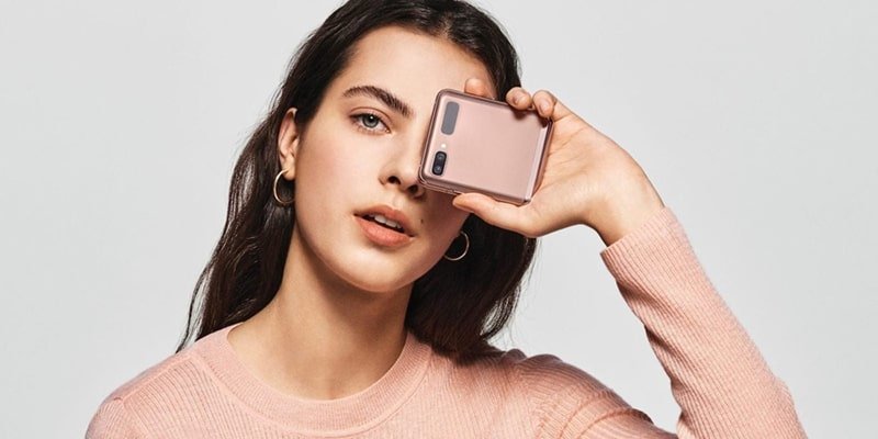 Samsung Galaxy Z Flip 5G Foldable Smartphone