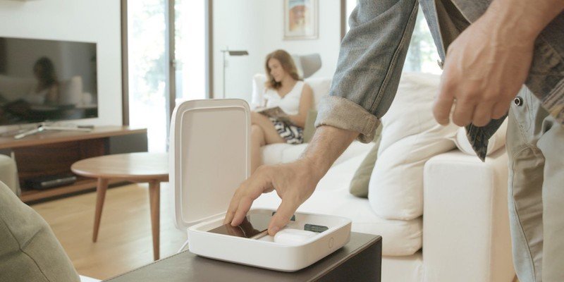 Einova Mundus Pro sanitizing device