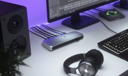 CORSAIR TBT100 Thunderbolt 3 Dock Smart Charging Device