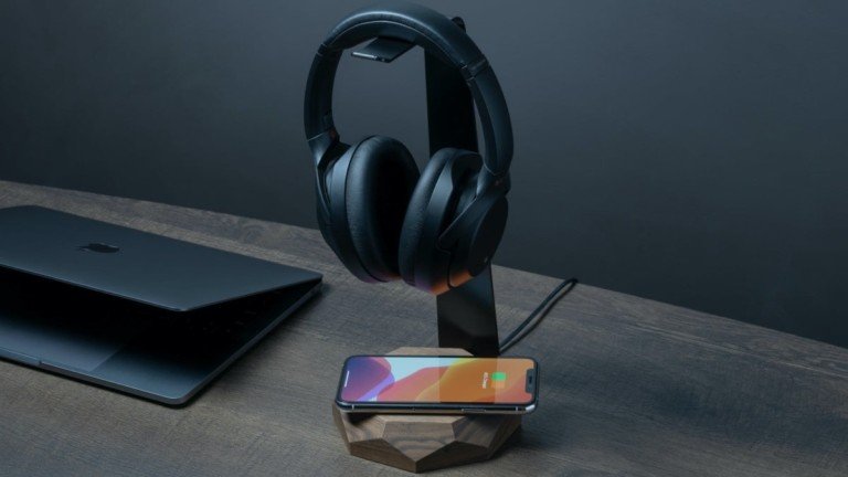 Oakywood 2-in-1 Headphone Stand and Charger