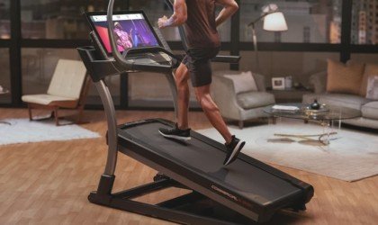 NordicTrack X32i Smart HD Touchscreen Treadmill