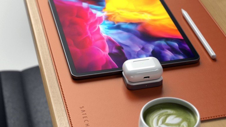 Satechi USB-C Compact Wireless Charging Dock