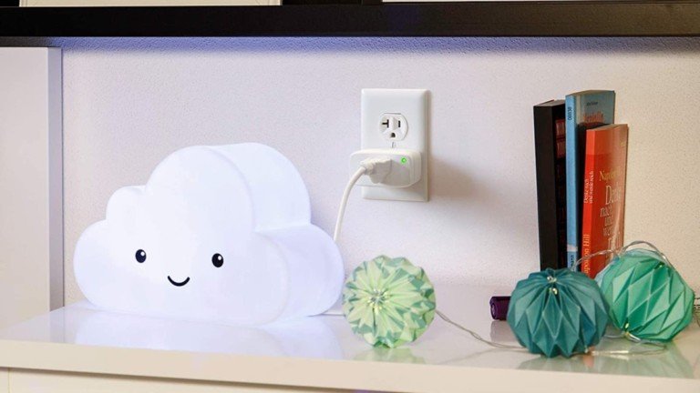 Eve Energy Smart Plug & Power Meter Intelligent Outlet
