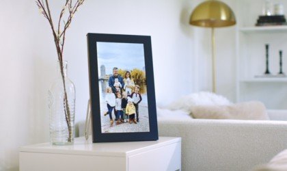 Meural WiFi Photo Frame Digital Picture Display