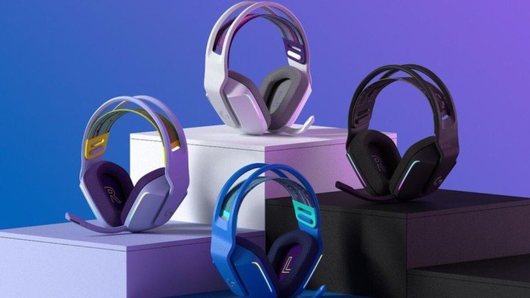 Logitech G733 lightspeed gaming headphones