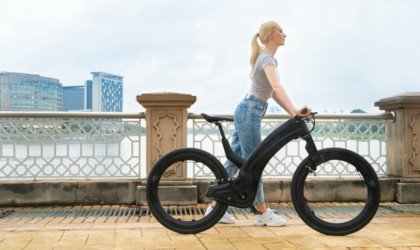 Reevo hubless eBike
