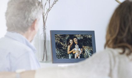 Meural WiFi Photo Frame Digital Picture Display