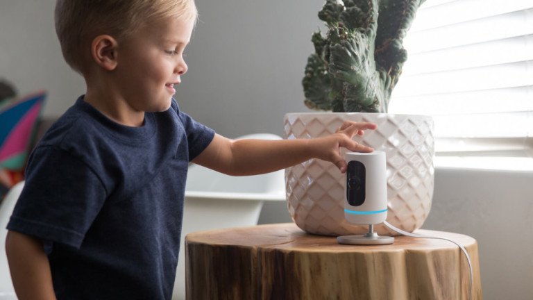Vivint Ping Indoor Security Camera