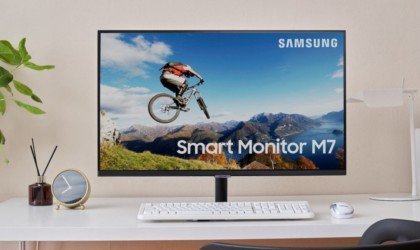 Samsung M7 smart monitor