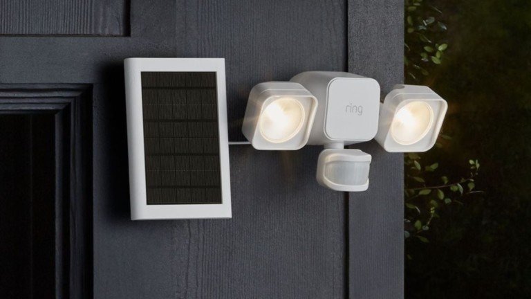 Ring Smart Lighting Solar