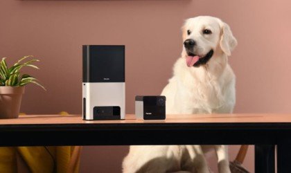 Petcube Bites 2 Smart Treat-Dispensing Camera