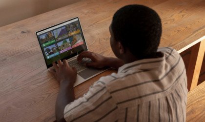 Microsoft Surface Laptop Go