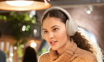 Sony WH-1000X M4 Noise-Canceling Headphones