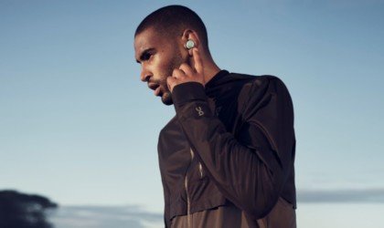Bang & Olufsen Beoplay E8 Sport Wireless Earbuds