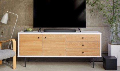 Bose Smart Soundbar 300 Sleek Speaker