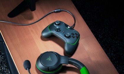 Razer Wolverine V2 Xbox Series X wired gaming controller