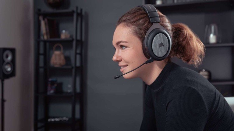CORSAIR HS75 XB wireless gaming headset