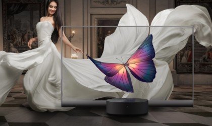 Xiaomi Mi TV LUX OLED Transparent Edition clear TV