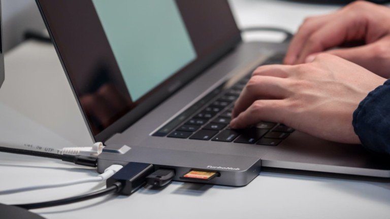 TurboHub fast SSD storage