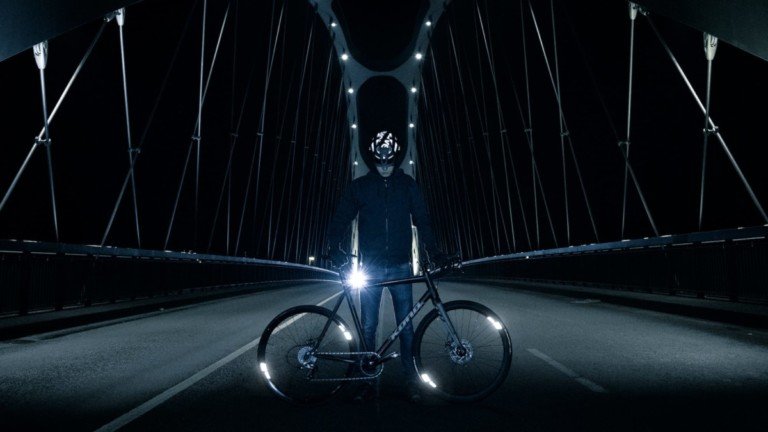 FLECTR 360 bike wheel reflector