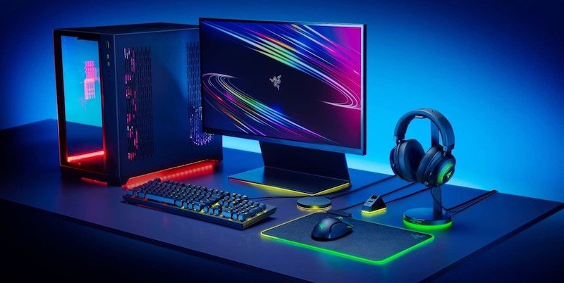 Razer Base Station V2 Chroma headphone stand USB hub