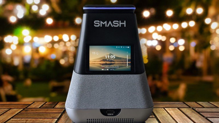WooBloo SMASH portable smart projector