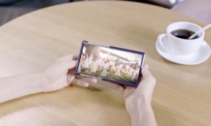 TCL CSOT rollable concept phone