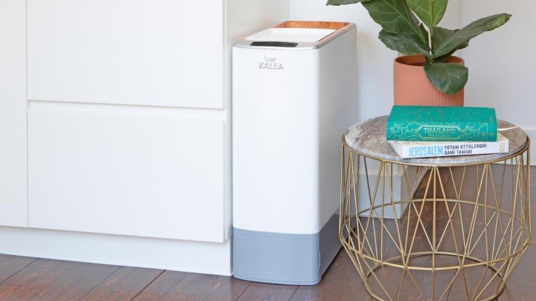 KALEA automatic kitchen composter