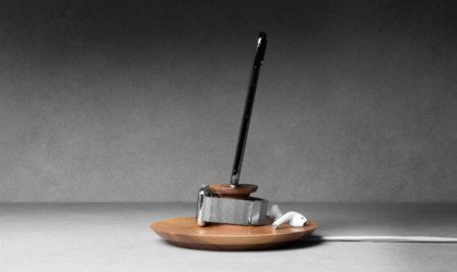 Yohann iPhone and Apple Watch Charging Stand