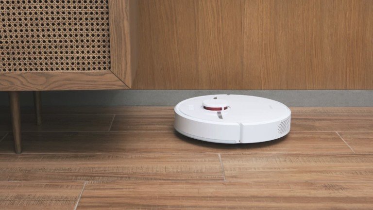 DreameTech D9 Robot Vacuum