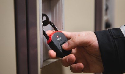 Tapplock lite fingerprint padloc