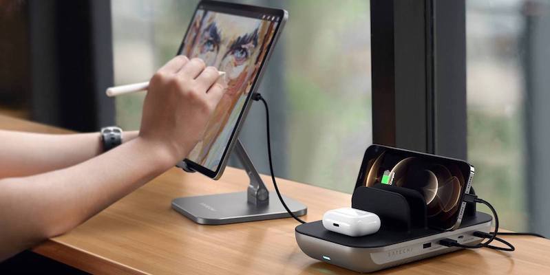 Satechi Dock5 Multi-Device Charging Station