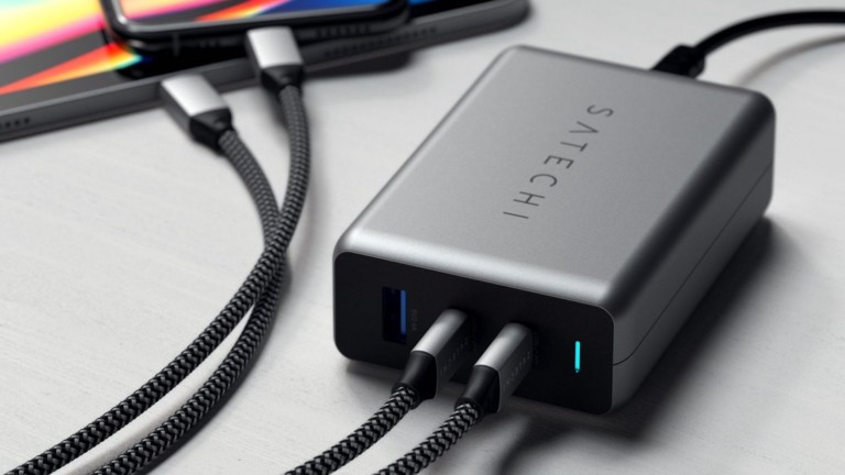 Satechi 100W USB-C PD Compact GaN Charger