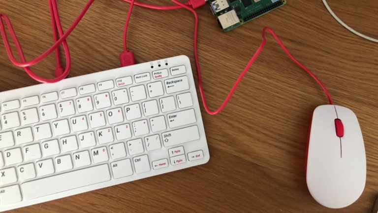 Raspberry Pi 400 personal microcomputer