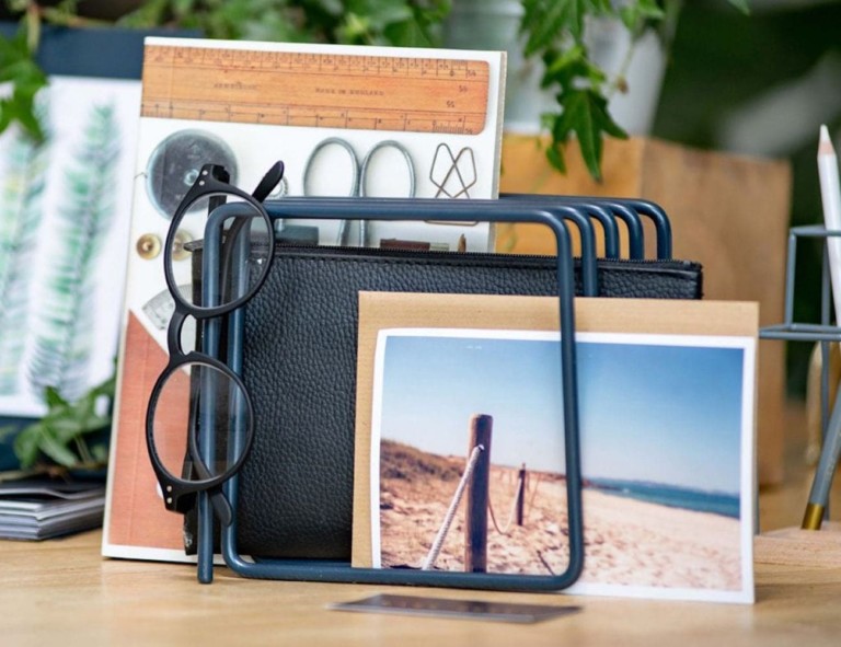 Block Steel Magazine Rack