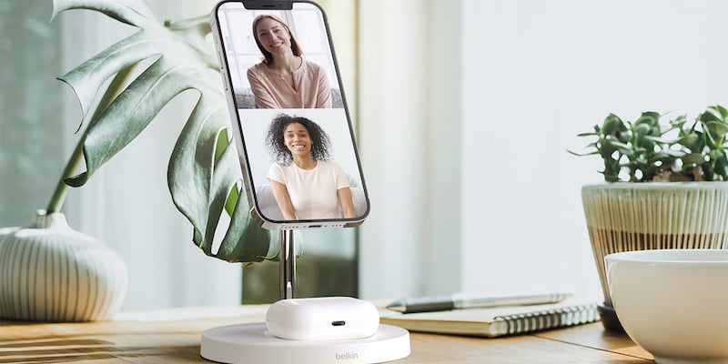 BOOST↑CHARGE PRO 2-in-1 Wireless Charger Stand