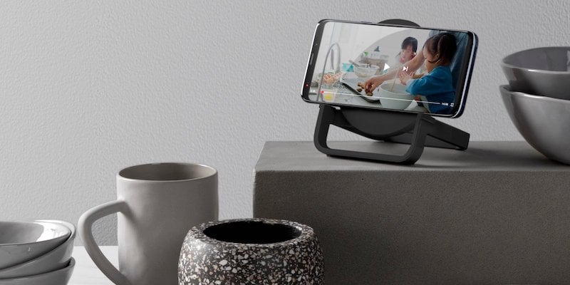 Belkin BOOST CHARGE Wireless Charging Stand Speaker