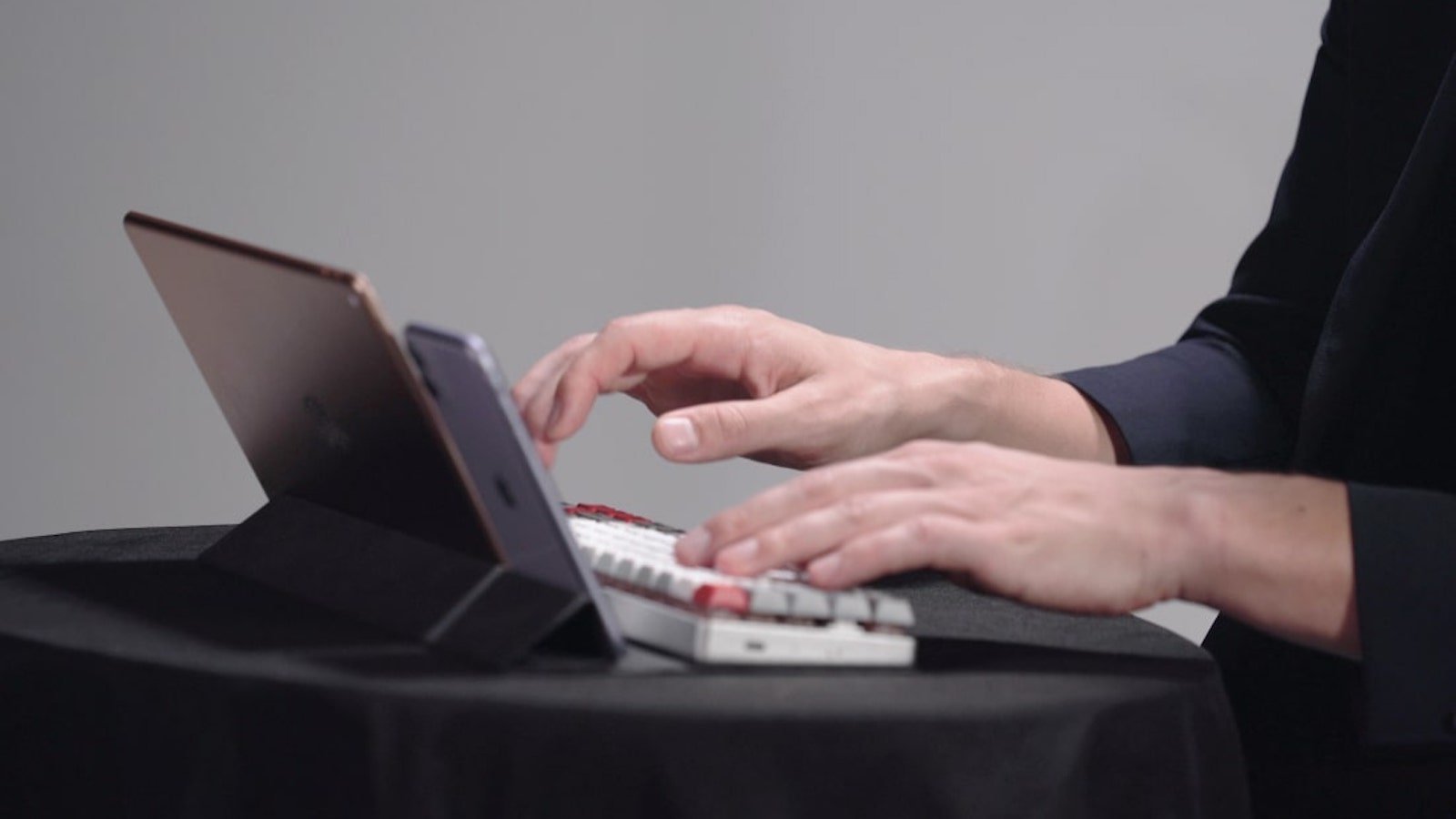 This adjustable wireless keyboard has mechanical switches and an ergonomic design